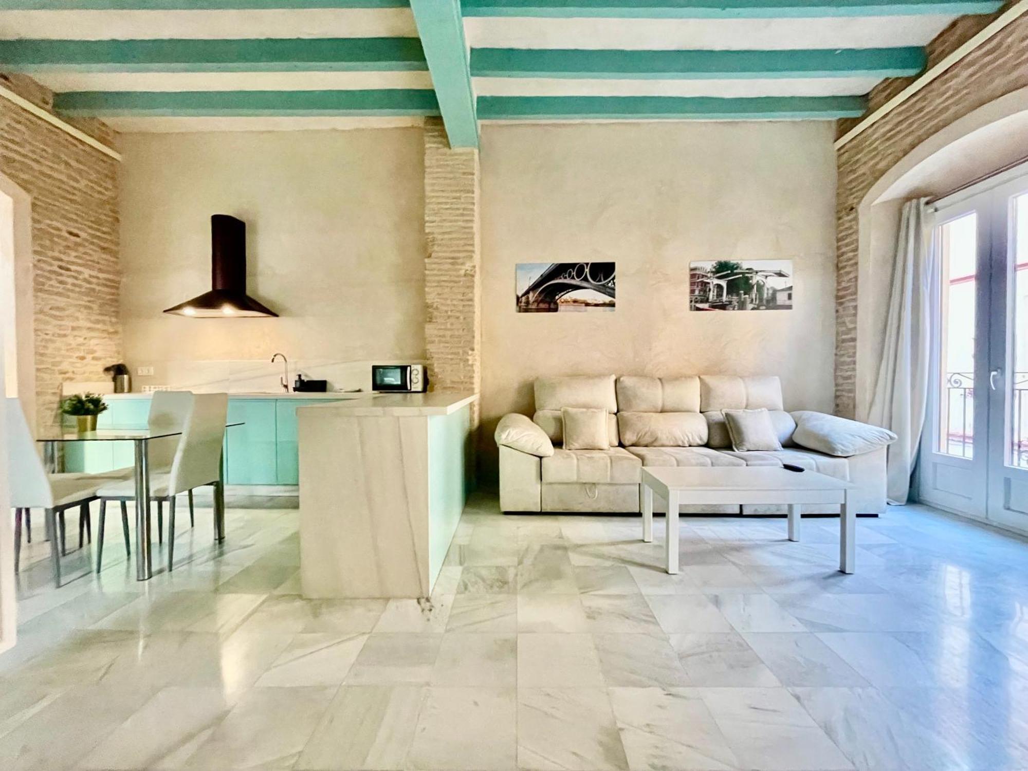 Click Triana Apartment Sevilla Dış mekan fotoğraf